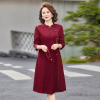 2026年女士气质连衣裙大码宽松妈妈装裙子女复古中年女装长袖春装