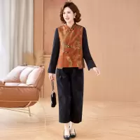 2026年女装新款妈妈装套装女春秋季国风马甲八分裤中老年女装