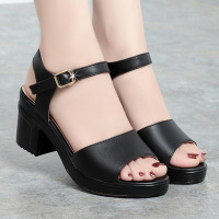 粗跟凉鞋女夏一字带防水台厚底旗袍走秀鞋白粗跟大码女鞋