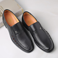 皮凉鞋男真皮夏季白色男士凉鞋商务镂空透气洞洞中老年人爸爸男鞋