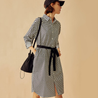 云上生活秋装简约文艺韩版宽松中长款长袖连衣裙