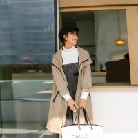 云上生活 时尚潮流细节满分2020春新连帽卡其风衣宽松女外套