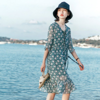 云上生活2020夏简约文艺碎花V领连衣裙女