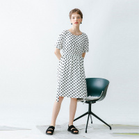 云上生活夏装简约文艺复古波点中长款短袖连衣裙