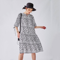 云上生活2020夏装简约文艺复古宽松五分袖连衣裙