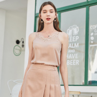 三彩2020春季新款睫毛蕾丝花边V字领性感吊带衫直筒小衫上衣