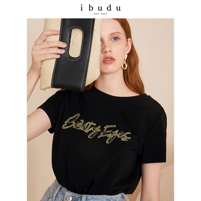 伊布都ibudu2020夏季新款圆领字母珠子绣花直筒T恤衫