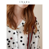 伊布都ibudu2020夏季新款V领波点印花七分袖衬衫
