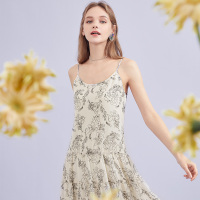 三彩2020夏季新款艺术感印花吊带裙大摆裙浪漫连衣裙