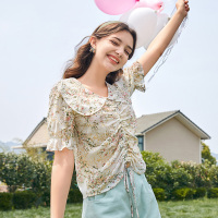 三彩2020夏季新款娃娃领抽绳喇叭袖印花绣花衬衫上衣