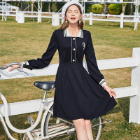 三彩2020春季新款字母刺绣长学院风袖连衣裙