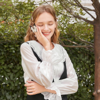 三彩2020秋季新款绣花直筒喇叭袖长袖欧根纱天丝衬衫