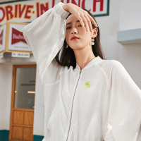 三彩2020秋季新款V领蜜蜂绣花松紧腰长袖绉面外套棒球衫