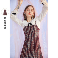 三彩2020冬季新款轻奢系列亮丝格纹粗花呢修身背带裙珍珠吊带裙女