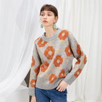 伊布都ibudu2020冬季新款圆领山茶花花朵提花宽松长袖针织衫女