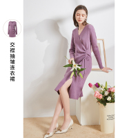 三彩2021春季新款优雅V领交襟中长茶歇法式开叉针织连衣裙女修身