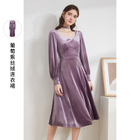 三彩2021春季新款法式方领丝绒收腰紫色中长茶歇打底连衣裙女秋冬