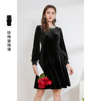 三彩2021春季新款法式复古圆领收腰丝绒裙优雅灯笼袖连衣裙女显瘦