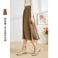 三彩2021春季新款高腰丝绒印花半身裙褶皱肌理感中长款a字裙女