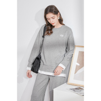 三彩2021春季新款设计感拼接上衣圆领宽松卫衣女新款绣标