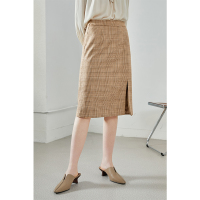 伊布都ibudu2021春季新款高腰中长款半身裙女通勤OL格子直筒裙