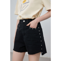 伊布都ibudu2021春季新款铆钉短裤女高腰A字不规则纯棉牛仔热裤