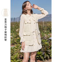 三彩2021春季新款V领单排扣马甲金丝织带无袖外套女