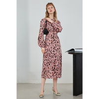 三彩2021春夏季新款法式高腰连衣裙女泡泡袖设计感小众豹纹长裙