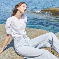 三彩2021夏季新款纯色设计感圆领短袖直筒白衬衫衬衣上衣女