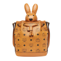 MCM 女士棕色人造革经典玩偶小狗系列单肩斜挎桶包礼物送女友 MYZ8AXL46CO001