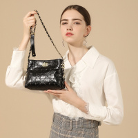 马克华菲斜挎包女式经典小香风菱格链条包牛皮包包女单肩包