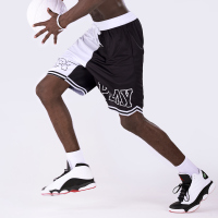 美式篮球短裤黑白鸳鸯过膝五分裤运动休闲训练裤子宽松速干女潮男