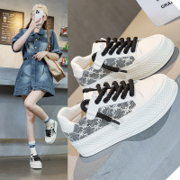 大码女鞋41-43厚底休闲板鞋2023秋季新款韩版饼干鞋平底小白鞋女