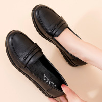 春秋款妈妈鞋软底单鞋中老年女鞋奶奶款舒适平底中年老人皮鞋