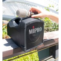 MIPRO 咪宝 户外音箱便携式喊话器 MA-101B 配手持话筒 单位:套 货期20天