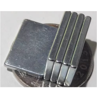 磁铁 长4.8CM宽2.8CM厚度4.5MM 单位:个 货期7天