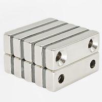 SUK 带孔磁铁 30x10x5mm-M4沉孔(5个) 单位:盒