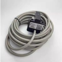 三菱 门机光电 适用梯型:LEHY-III/LEHY-IIIB 规格型号:YX401D324-01 单位:个