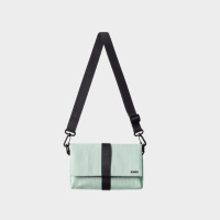 未行 Kiwee 轻便随身包迷你限量版条纹薄荷