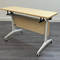 大嘉实木颗粒板折叠会议培训桌1.8*0.4*0.75m