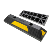 鸣固 橡塑停车位挡车器 车库限位器 车轮车位定位器止退器55欧型定位器550*160*90