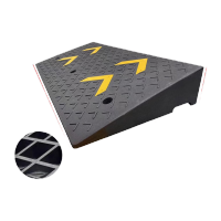 鸣固 路沿坡斜坡垫 双V橡塑100*50*13cm