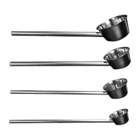 鸣固 不锈钢精悍圆柄汤勺 厨房舀水瓢 长柄储水勺 厚实耐摔水壳水舀储水瓢 直径14cm柄长45cm