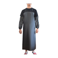 鸣固 防水围裙 PVC双层加厚复合防水防油防污耐酸碱 工业劳保海鲜水产杀鱼厨房黑红+袖套款