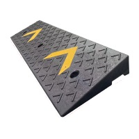 鸣固 路沿坡斜坡垫 橡塑100*25*6cm 单V TS288933082