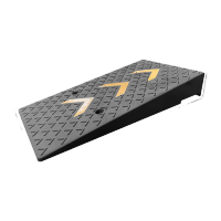 鸣固 斜坡垫三V橡塑路沿坡50*80*11cm TS288933068