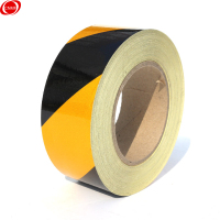 谋福CNMF 反光胶带 反光标识警戒线墙贴地板贴标志 反光膜警示胶带 长45.7米(10cm宽 黄黑色 )L8407