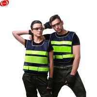 谋福L9627 反光背心 汽车荧光衣服 反光马甲建筑施工程安全服 交通路政执勤制服( 黑色反光背心渔网便携式)