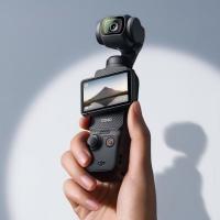 大疆(含Pocket3、三角支架1个、外接电池1个、闪迪128G tf卡1张)