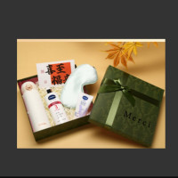 凡士林女神礼盒(护手霜50g+身体乳250ml+司帝欧保温杯500ml+睡眠眼罩)